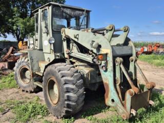 Куплю гидромотор хода на Ahlmann As12b или продам по запчастям!