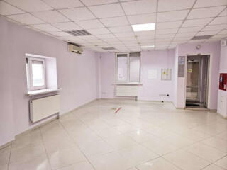 Сдаётся помещения свободного назначения помещение. Дарницкий район, ..