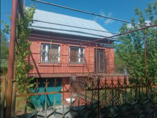 Продам участок с двумя домами