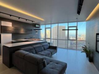 31748Продам просторную 3-комнатную квартиру с ...