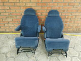 Продаю два кресла, от Форд Галакси.
