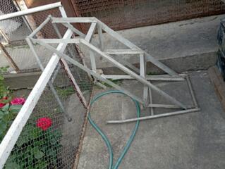 Лестница алюминиевая для бассейна высота 80см цена 600руб.