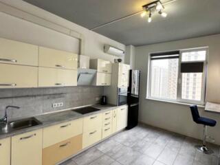 Сдам красивую квартиру-студию в 6-Жемчужине на Аркадийском плато.