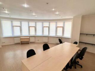 довгострокова оренда офісне приміщення Київ, Печерський, 1200 $/міс.