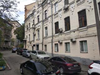 довгострокова оренда офісне приміщення Київ, Шевченківський, 1600 $/мі