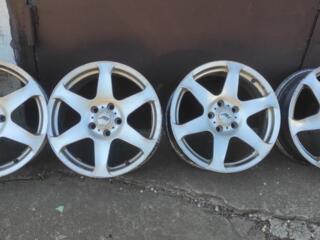 Продам комплект дисков R17