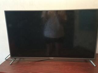 Продам телевизор на запчасти