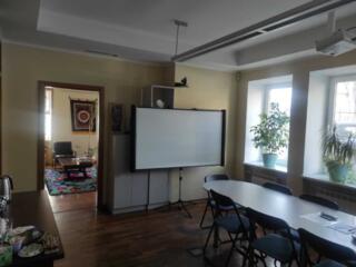 довгострокова оренда офісне приміщення Київ, Шевченківський, 1250 $/мі