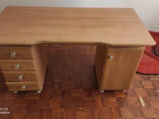 Продается компьютерный стол