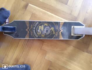 Продам трюковой самокат