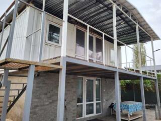 Дача в двух уровнях с террасой в Одессе в Фонтанке