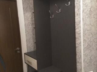 Посуточно, понедельно, помесячно двухкомнатная квартира, центр.