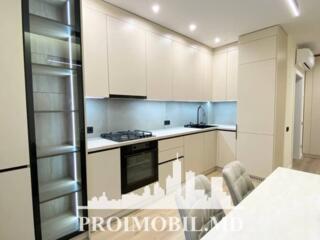 Vă propunem spre vânzare acestapartament cu 3 camere și li ving, ...