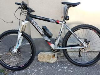 Велосипед собран лично мной с нуля.