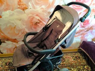 Продам коляску б/у carrello vista.