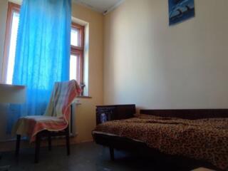 Сдам 2-комн. 9/9, Бочарова. 40/28/6. Комнаты смежные. Бойлер, холод.