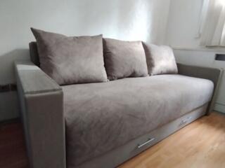 Диван новый, доставка бесплатная.