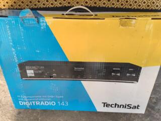 Продам новый Technisat Digitradio 143