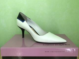 Женские кожаные туфли р. 39