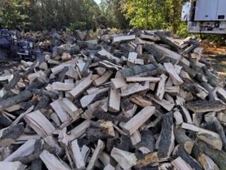 Продам дрова. АКАЦИИ!!!  С доставкой!!! 
