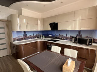 МАРСЕЛЬСКАЯ/КАДОР 3-кв сдам