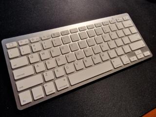 Bluetooth клавиатура