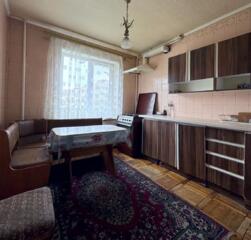 Продам большую 3-к квартиру на Крушельницкой, Левобережный