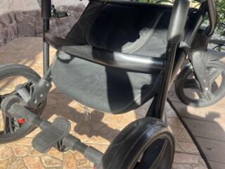 Продам детскую коляску