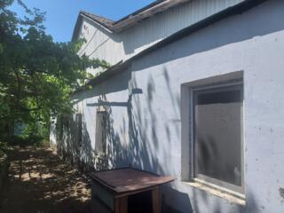 1/2 дома, отдельный двор, газ, центр. канализация