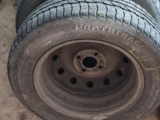 Шины с дисками б\у 195/65R15 (зимняя) 4шт. Возможно по 2 шт