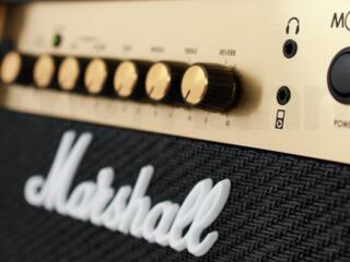 Новый комбик мощностью 15 Вт RMS с двумя каналами