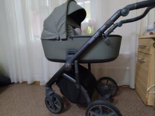 Продам коляску Roan Bass Next 2 в 1.