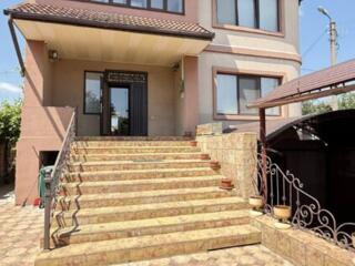 Шикарный дом в центральной части города