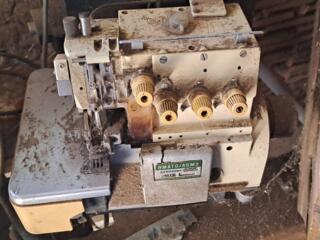 Продам машинку и оверлок