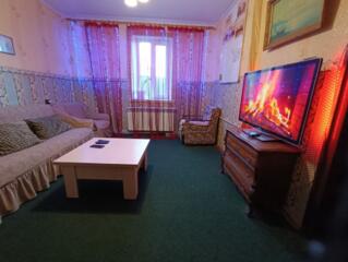 3-х/к Центр. Б. Морская 57. Возле Каштанового сквера. Документы.