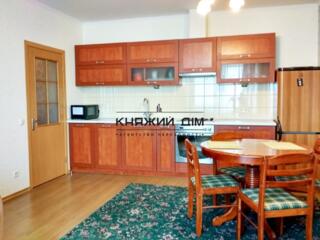 Пропонується для оренди відмінна 2-х кім. квартира-студіо за адресою .