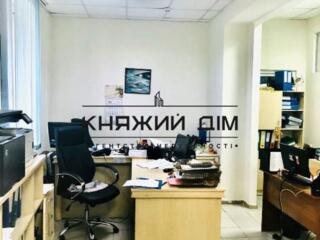 Без комиссии!Хороший офис 180 кв.м. в бизнес-центре м.Тараса ...