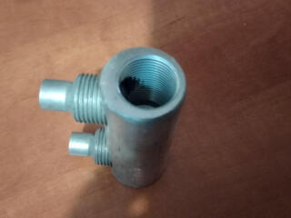 Переходник с резьбой и зажимами (6 шт-100 руб)