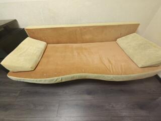 Продам диван Б\У еврокнижка, самовывоз.