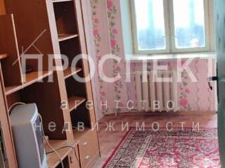 1 комната в общежитии с балконом, Балка, Комсомольский рынок, 2/5