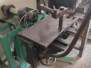 Продам сверлильный станок по дереву