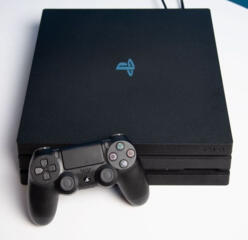 Продается игровая приставка PSP4 pro