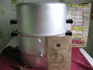 Соковарка, вафельница. СССР.