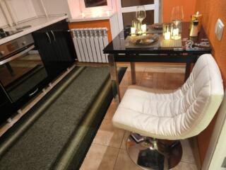 КРУГЛОСУТОЧНО ЗАСЕЛИМ ДАЖЕ в 3 ночи у нас можно ЗАРЯДИТЬ любой телефон