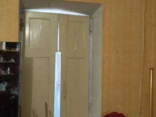 Продам 2-х комнатную квартиру на Слободке