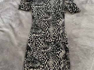Платье с леопардовым принтом