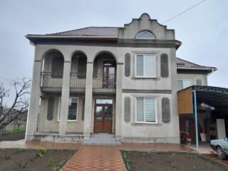 Продам двухэтажный каменный дом в селе Коротное (Слободзейский район)