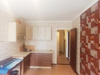 Блок в общежитии на Чапаева 2/9 эт. стеклопакеты, трубы поменяны