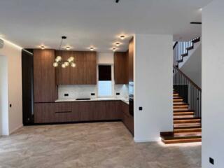 продаж 5-к котедж Бучанський, Софіївська Борщагівка, 330000 $