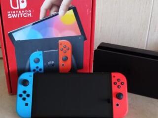 Nintendo Switch OLED.